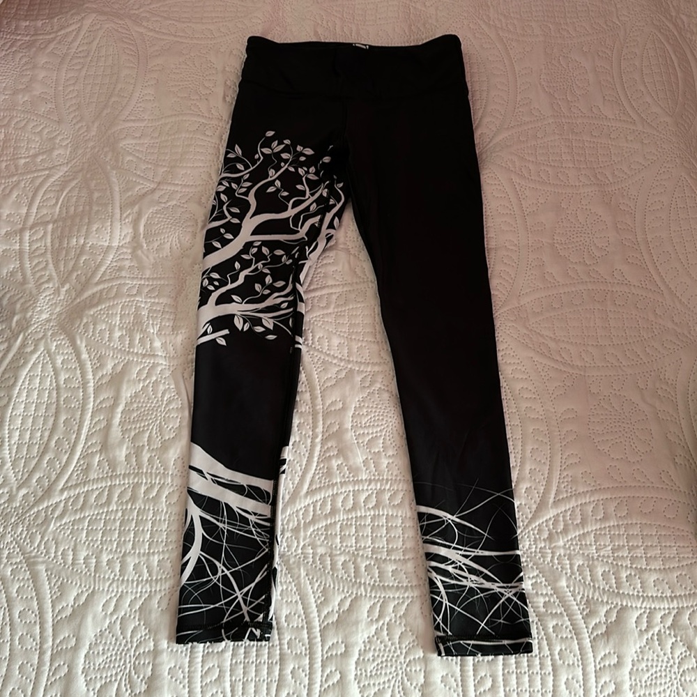 Women’s Noli. Tree leggings